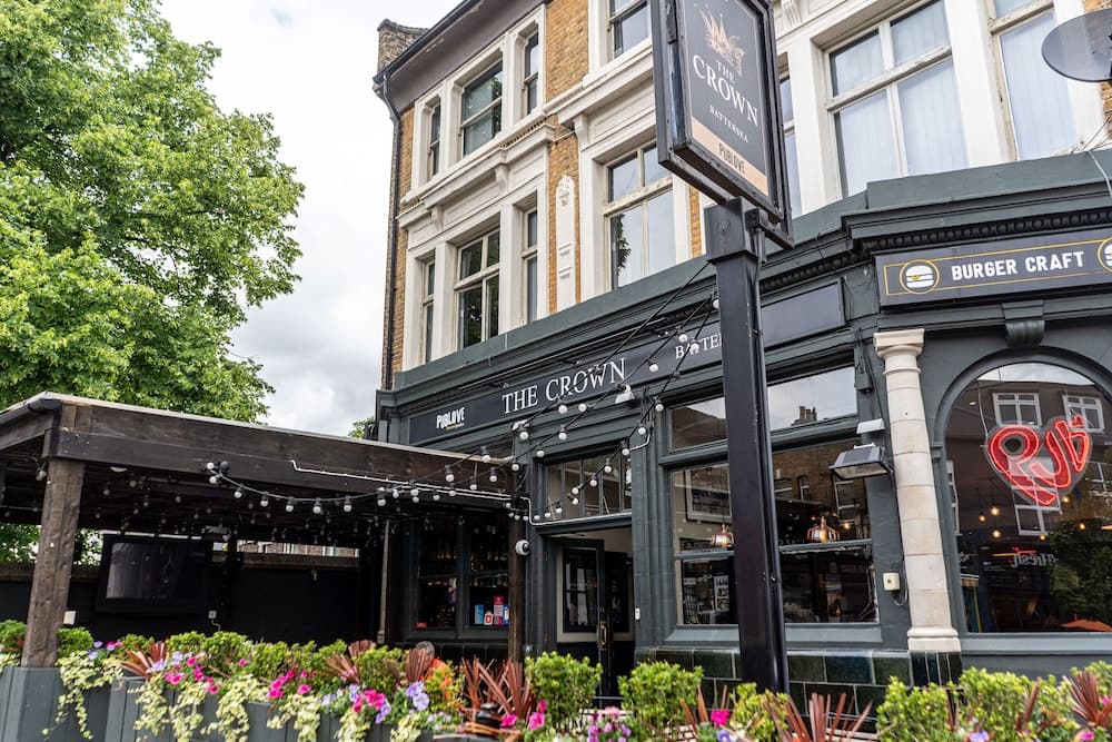 PubLove @ The Crown Battersea