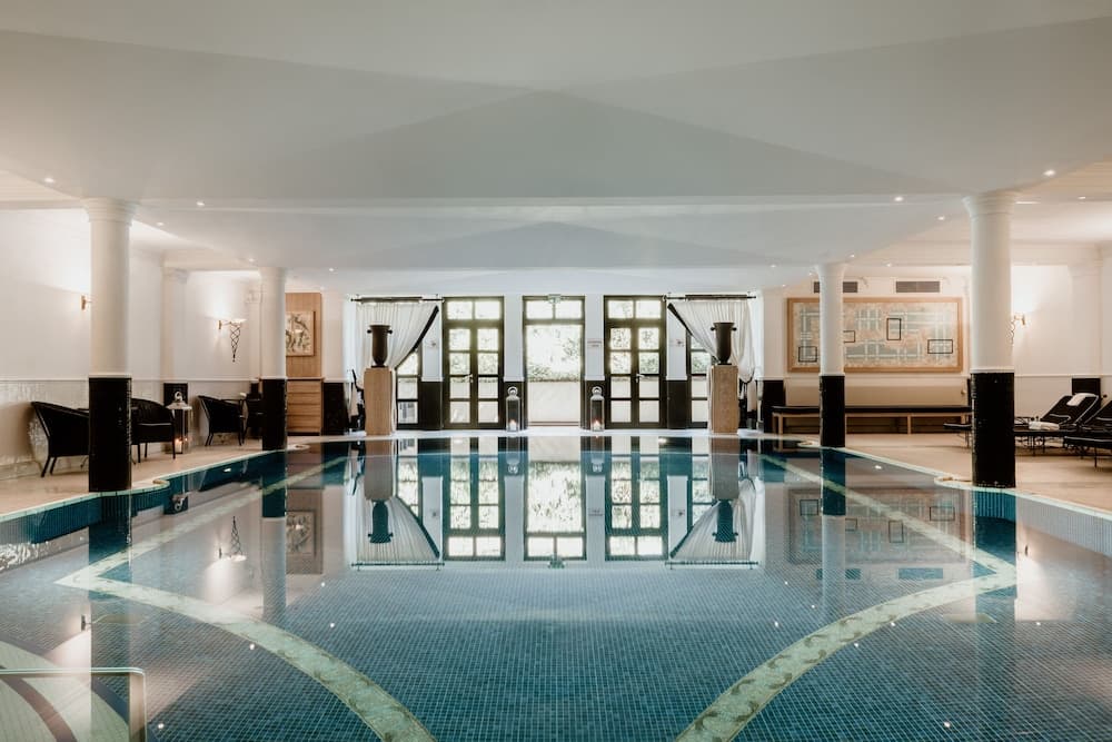 Schlosshotel Berlin by Patrick Hellmann