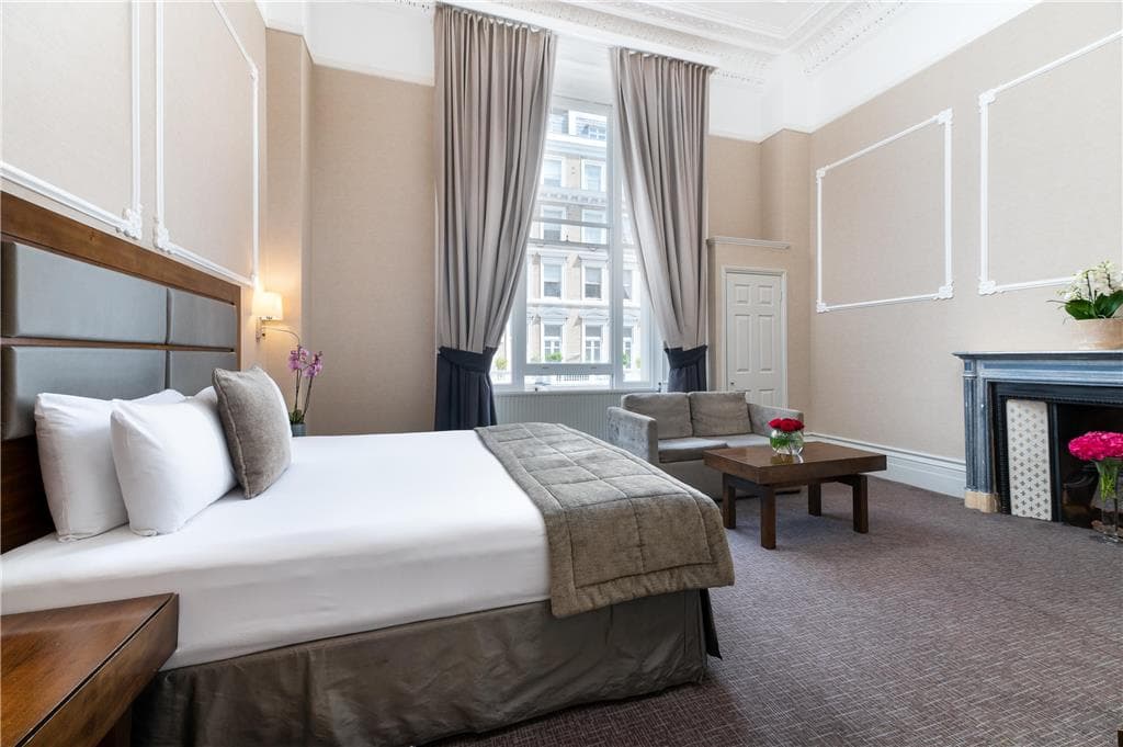 Gem Strathmore Hotel