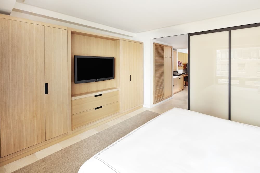 Conrad New York Downtown