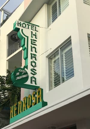 Henrosa Hotel